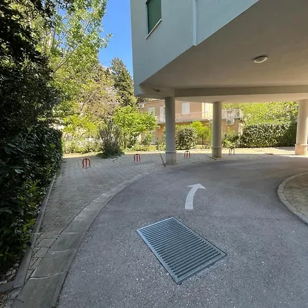 Apartament Aron *